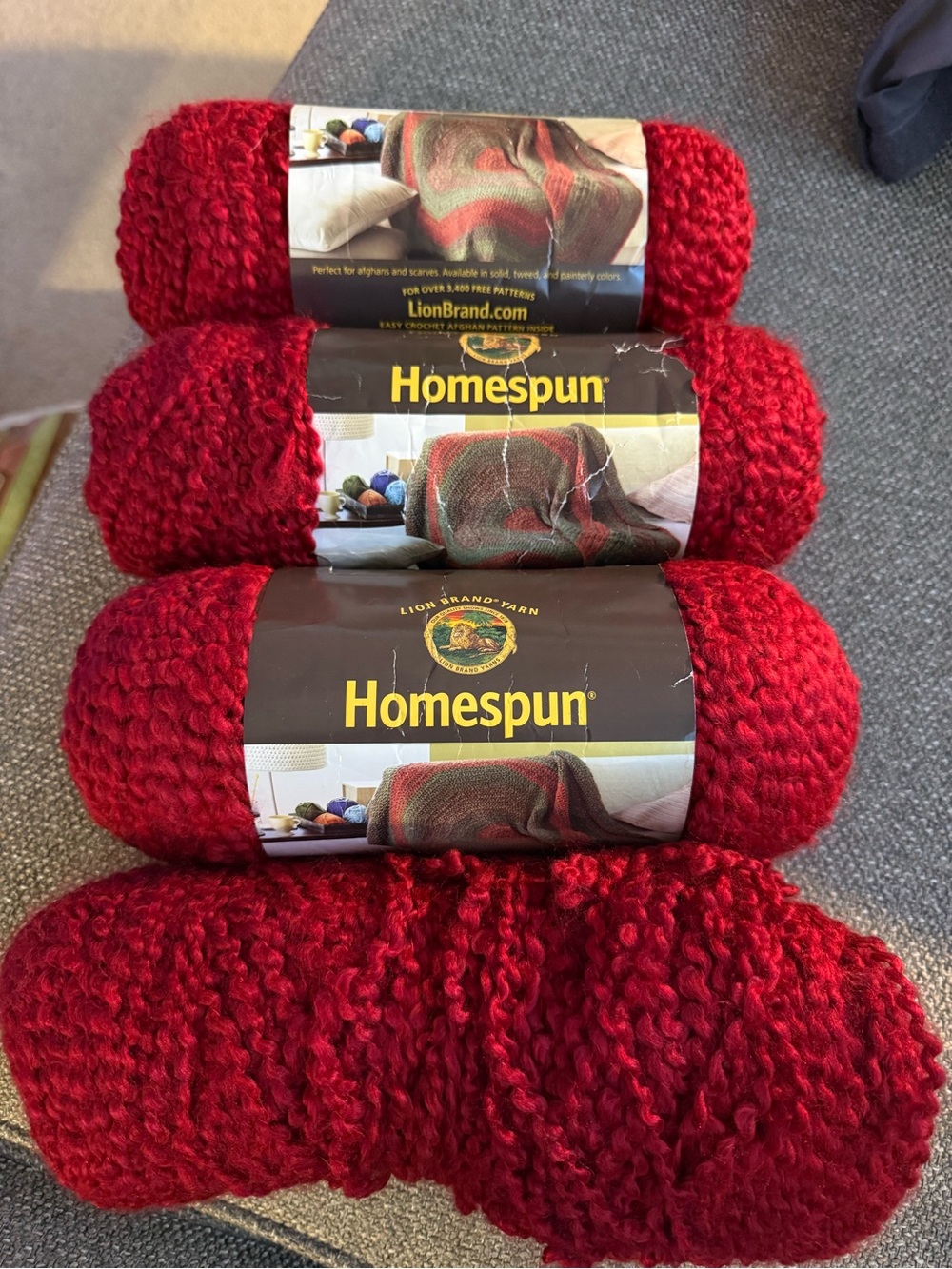 Lion Brand Boucle Yarn HOMESPUN-Candy Apple Red x 4 Skeins , 6 oz each